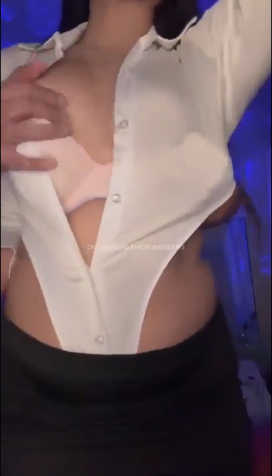 คลิปหลุดสาวอวบแต่งตัวยั่วเย็ดผัว โดนผัวเย็ดสมใจครางโคตรเสียว