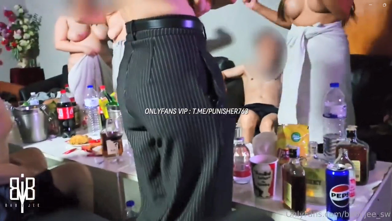 คลิปหลุดไทยมาใหม่กลุ่มไฮโวหนุ่มจ้างไซด์ไลน์มาสวิงกิ้งในปารต๊้โคตรสุดบอกเลย เย็ดกันสลับคู่เย็ดกันไปเลื่อย